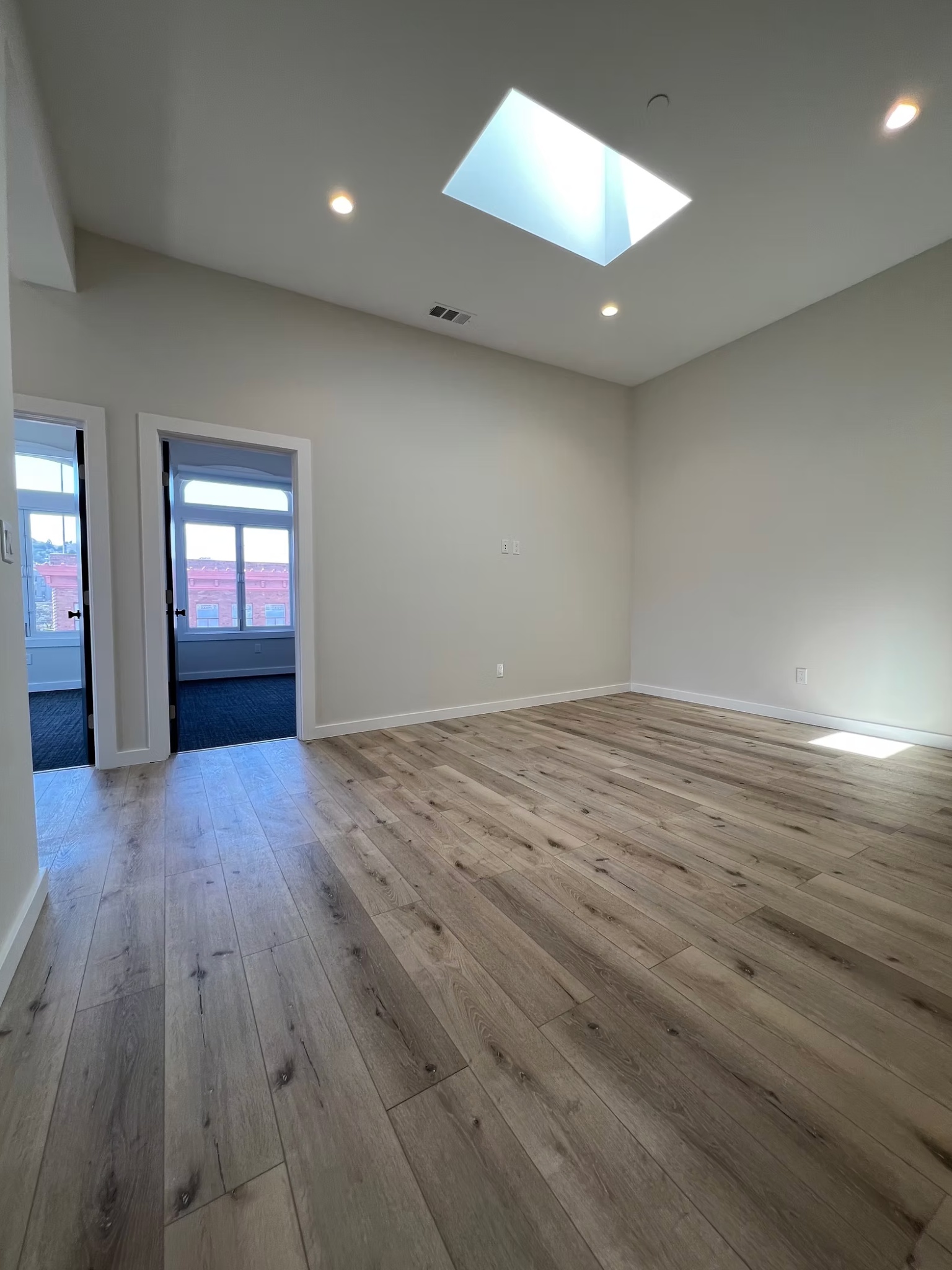 Apartment Building photo 6